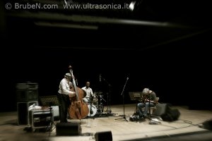 Mark Ribot Trio a Torino per Musica90 2010