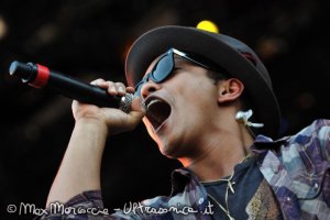 Anno 2017 » 2011 » Bruno Mars - 03-07-11 – Main Square Festival 2011, Arras
