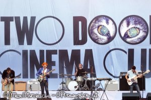 Two Door Cinema Club-14