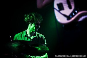 THE CROOKES 06