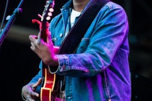 MICHAEL KIWANUKA 08