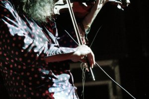 PS2012_DirtyThree_44