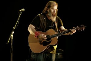 Anno 2017 » 2014 » Steve Earle + Jack Jaselli, Mojotic festival - 30-07-14 - Teatro Arena Conchiglia, Sestri Levante