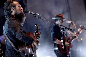 Anno 2021 » Calexico ed Iron&Wine a Monfortinjazz 2 - 26-07-19 - Auditorium Horszowski, Monforte d'Alba