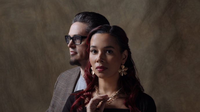 Folkclub Torino: venerdì 24 marzo tornano in concerto Rhiannon Giddens (Usa) & Francesco Turrisi 