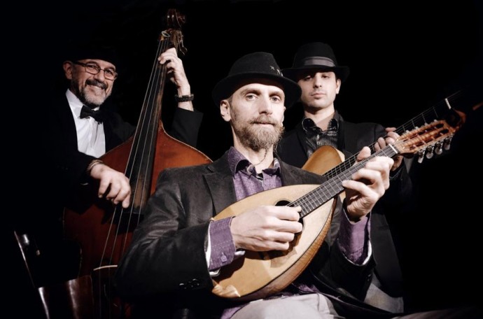 FolkClub, Torino: ven 18 marzo CARLO AONZO trio - sab 19 ARMANDO CORSI e U. T. GANDHI