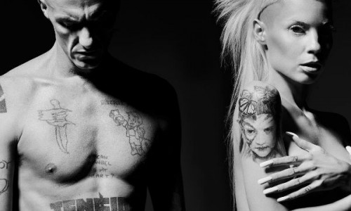 DIE ANTWOORD - IL 12 LUGLIO A TORINO PER l'UNICA DATA ITALIANA AL KAPPA FUTURFESTIVAL! video di Ugly Boy feat. JACK BLACK, MARILYN MANSON, FLEA, ...