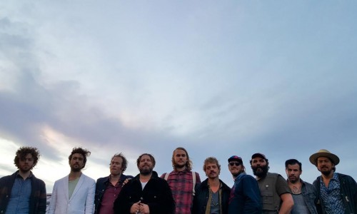 EDWARD SHARPE AND THE MAGNETIC ZEROS al Mojotic Festival 16 - Video di ideo di 'If I Were Free' (Live at the Lewes Stopover 2013 