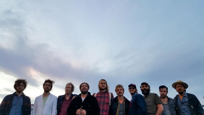 EDWARD SHARPE AND THE MAGNETIC ZEROS al Mojotic Festival 16 - Video di ideo di 'If I Were Free' (Live at the Lewes Stopover 2013 