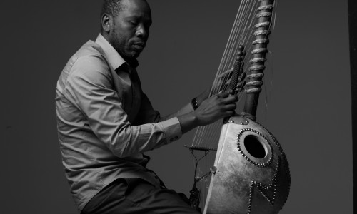 FolkClub, Torino: arriva sabato 25 novembre Ballake Sissoko & Next  per il Festival EstOvest