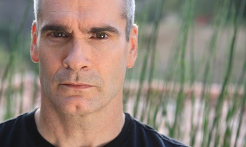 HENRY ROLLINS: tra un mese i due appuntamenti con la leggenda hardcore!