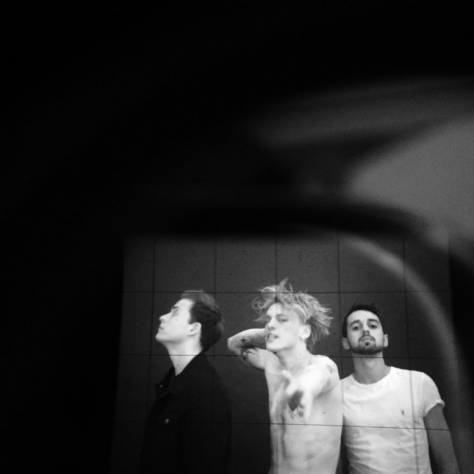 COUNTERFEIT - JAMIE CAMPBELL BOWER BAND: aggiunte altre due date…