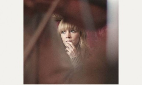 Lucy Rose_la cantautrice inglese in Italia a giugno con il nuovo “Something’s changing” - Video di  Floral Dresses