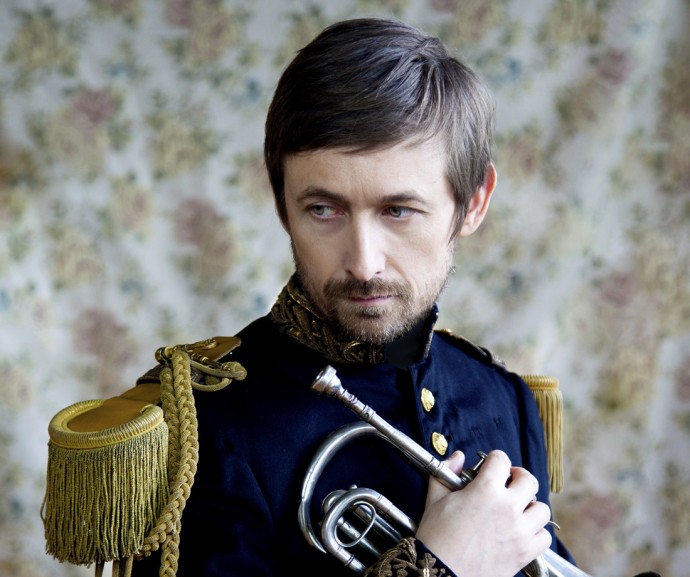 The Divine Comedy - Neil Hannon sta per ritornare in Italia per due date - il video di 