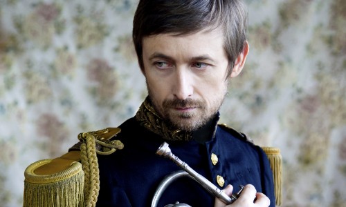 The Divine Comedy - Neil Hannon sta per ritornare in Italia per due date - il video di 