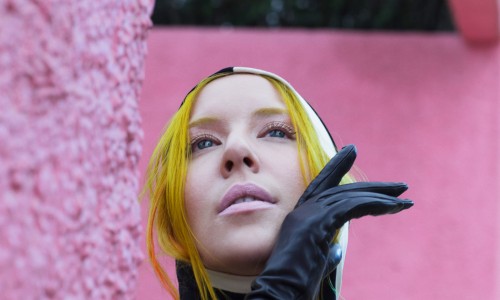 Austra: il progetto guidato da Katie Stelmanis arriva in Italia a Marzo per Una sola data. Video di Utopia, primo singolo del nuovo album