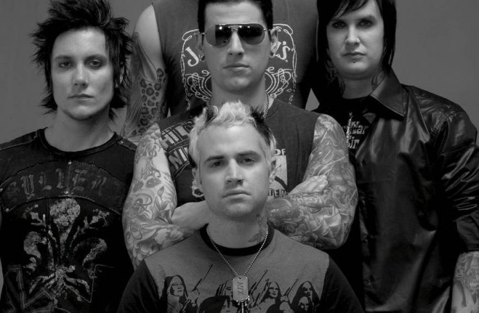  Avenged Sevenfold: tragico incidente a Stoccarda. La band informa i fan sui social.