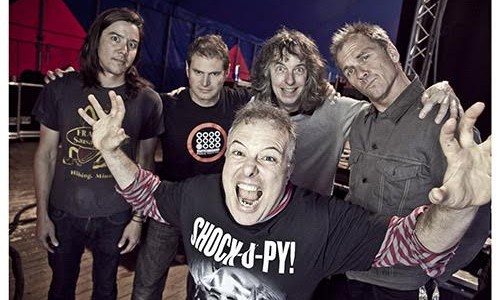 Jello Biafra and the Guantanamo School of Medicine: il leader dei Dead Kennedys è in arrivo con la sua band al Locomotiv Club di Bologna per un appuntamento estivo all'insegna del punk hardcore!