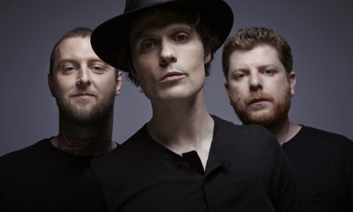 THE FRATELLIS: il terzetto di Glasgow conferma la sua presenza in Italia per altri due appuntamenti live a Roma e a Senigallia (AN), il 3 e il 4 luglio!