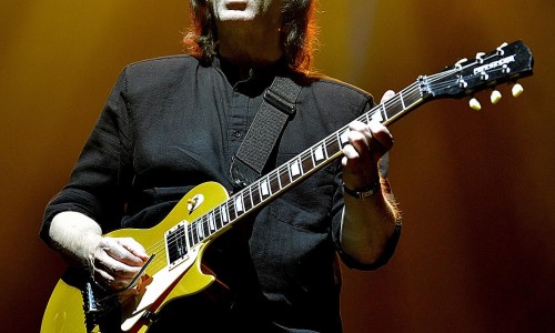 Teatro Colosseo Torino: stasera, martedì 15 novembre, arriva Steve Hackett