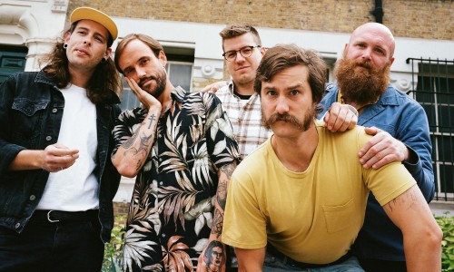 Idles: un’imperdibile data per presentare il nuovo album in arrivo nel 2020 a Padova - Video di “Mother (Live at le Bataclan)