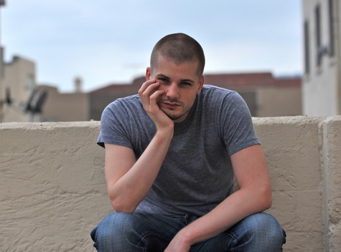 JAY BRANNAN arriva in Italia dal Texas, dopo aver pubblicato il suo terzo album, “Rob Me Blind”