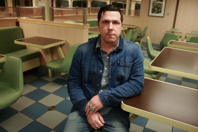 DAMIEN JURADO_il songwriter americano in Italia questa estate per 4 date - Video di Exit 353 dal nuovo 'Visions of Us on the Land'