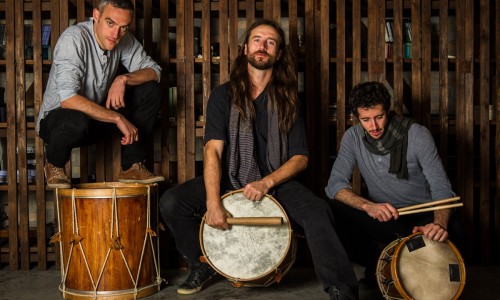 KALAKAN (Paesi Baschi): il dirompente trio basco di voci e percussioni al Folk Club