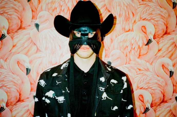 La rassegna Figli delle stars al Circolo della musica continua venerdì 13 novembre con Orville Peck, nuova rivelazione del country alternativo, 