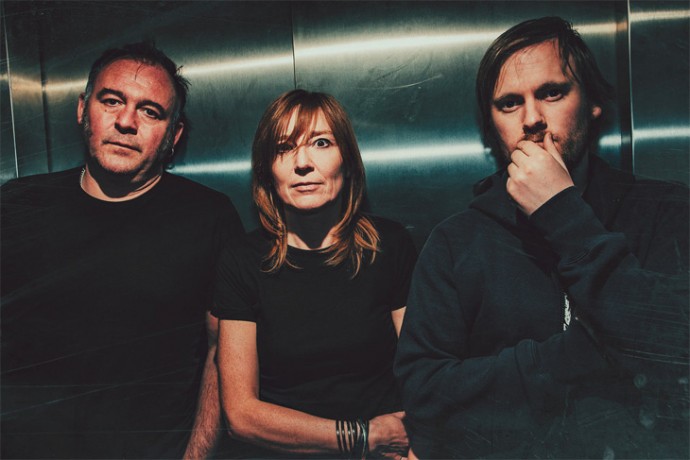 Dummy: 20th Anniversary, la ristampa dell'LP - Cover di 'Black Sabbath' dei Black Sabbath di Beth Gibbons con i Gonga