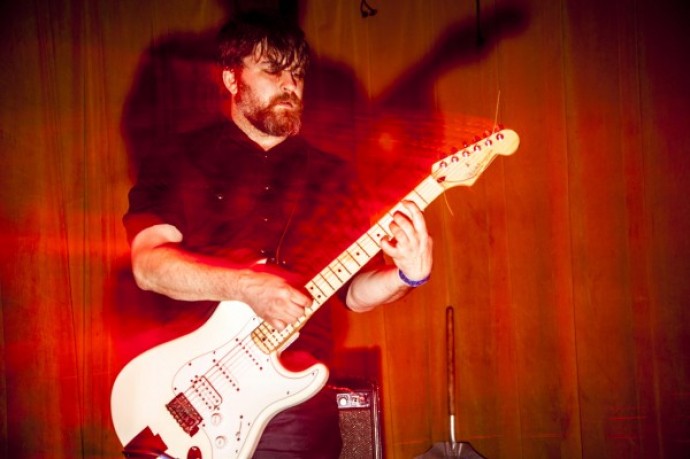 SIX ORGANS OF ADMITTANCE + ( r ) - prima e dopo il live, consueto appuntamento con MELODY MAKER(s)