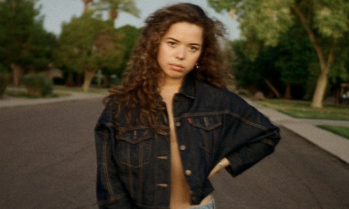 Nilüfer Yanya: la gemma della nuova musica britannica arriva in Italia per un’imperdibile data ad aprile, Circolo Ohibò, Milano - Official Music Video di “H34T Rises”