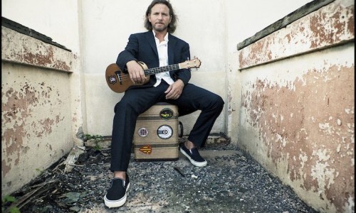 Eddie Vedder: dopo Firenze Rocks, l'artista americano è protagonista del Collisioni Festival di Barolo il 17 giugno