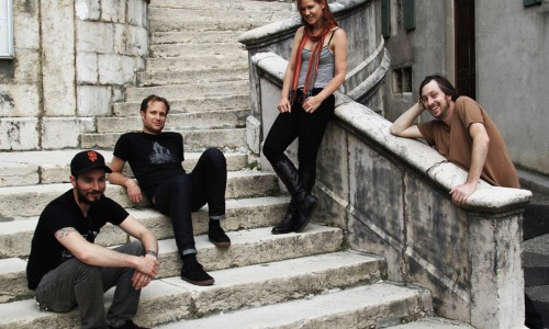 GOLDEN VOID opening act Holy Sons in concerto al BLAH BLAH di Torino